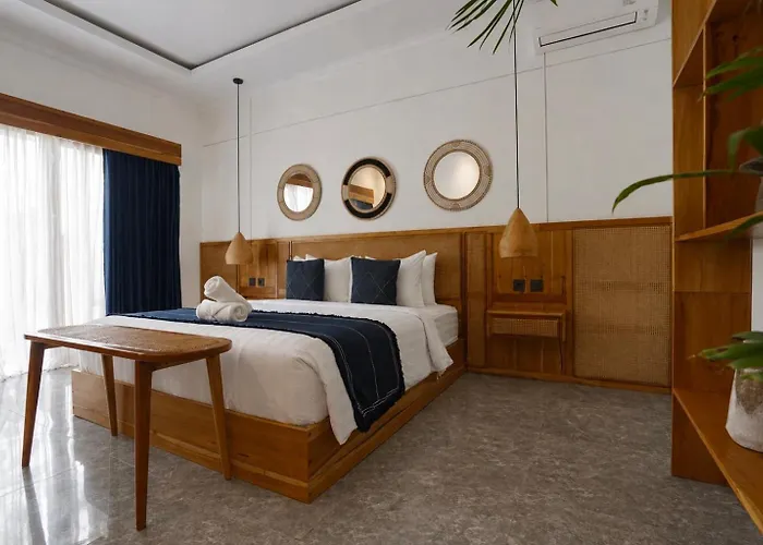 Penida Palm 4*