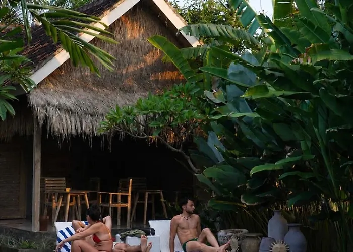 Penida Palm